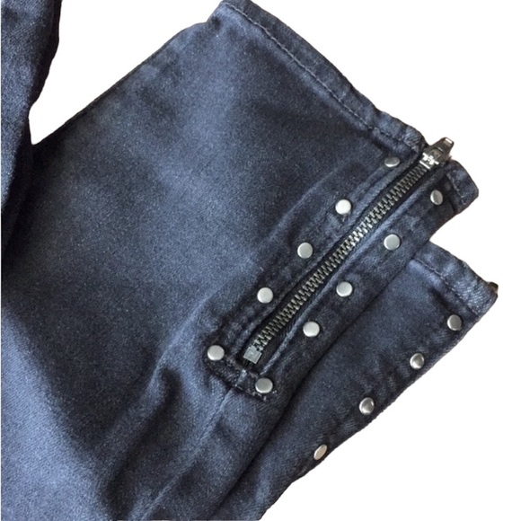 Levi’s 711 Skinny Ankle Jeans - Picture 4 of 10